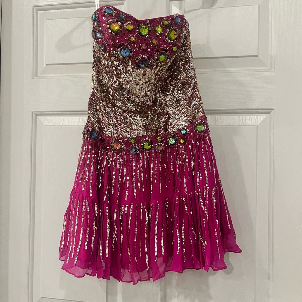 SHERRI HILL Pink Beaded Cocktail Dress Size 2 - Picture 3 of 8
